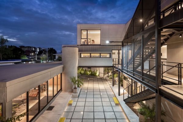 jvazco-office-outdoor